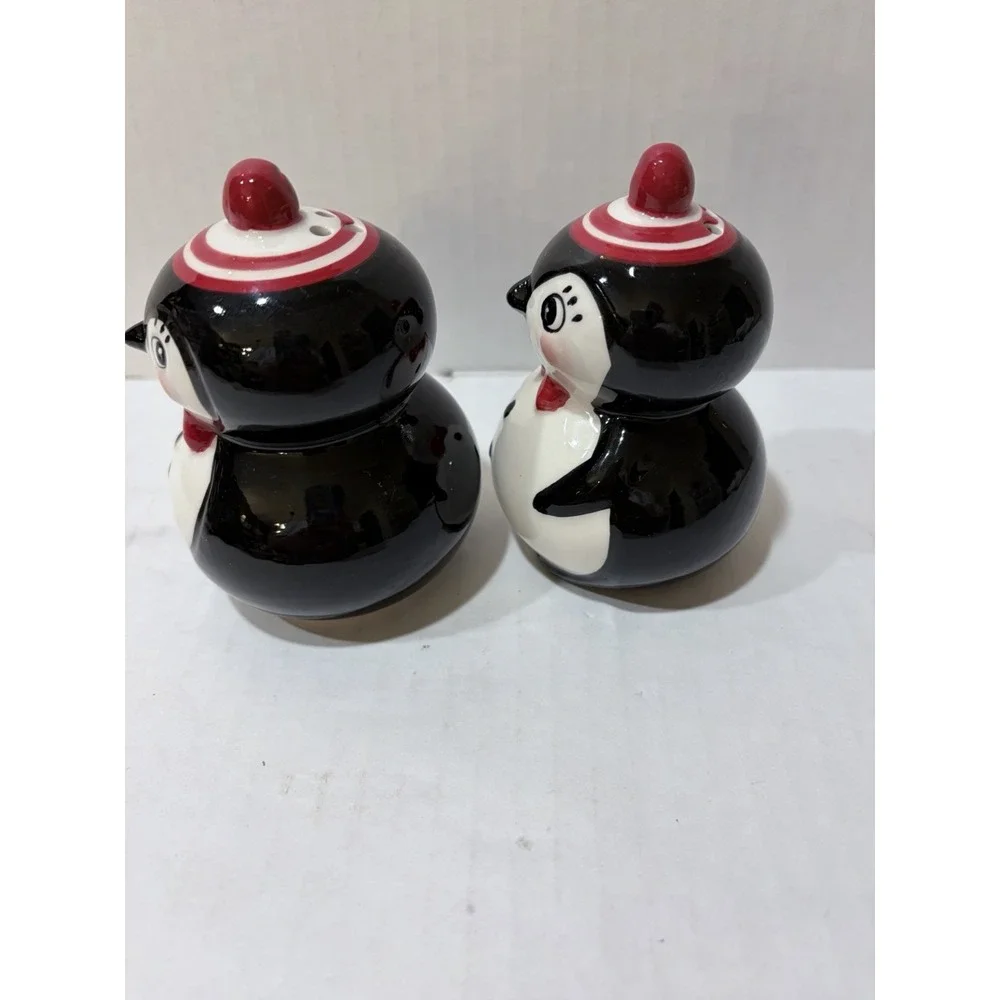 Johanna Parker Carnival Cottage Christmas Penguin Salt & Pepper Shaker Set